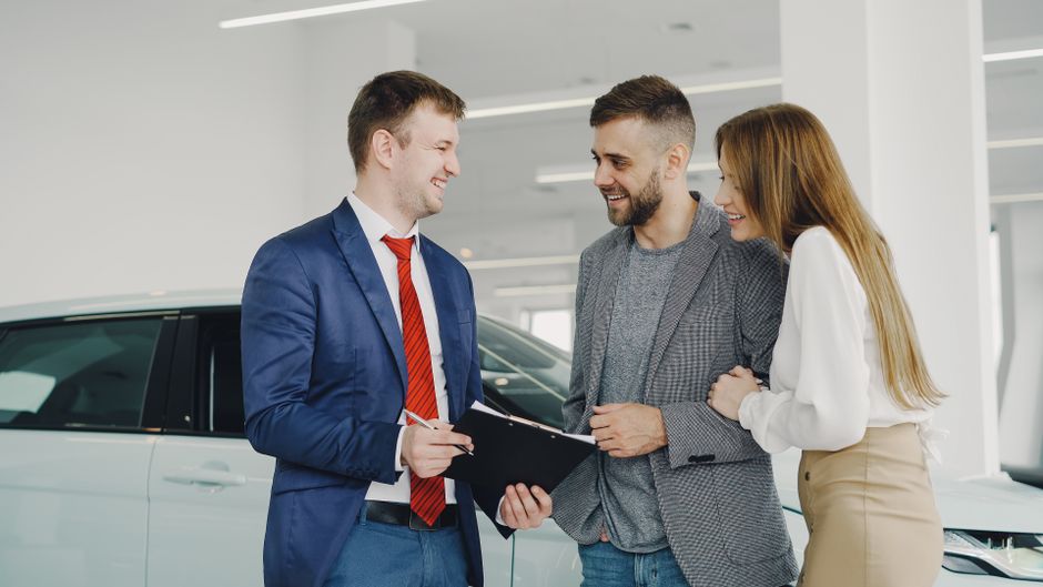 Leasing a kredyt – porównanie kosztów i korzyści 2024 Leasing a kredyt – porównanie kosztów i korzyści 2024